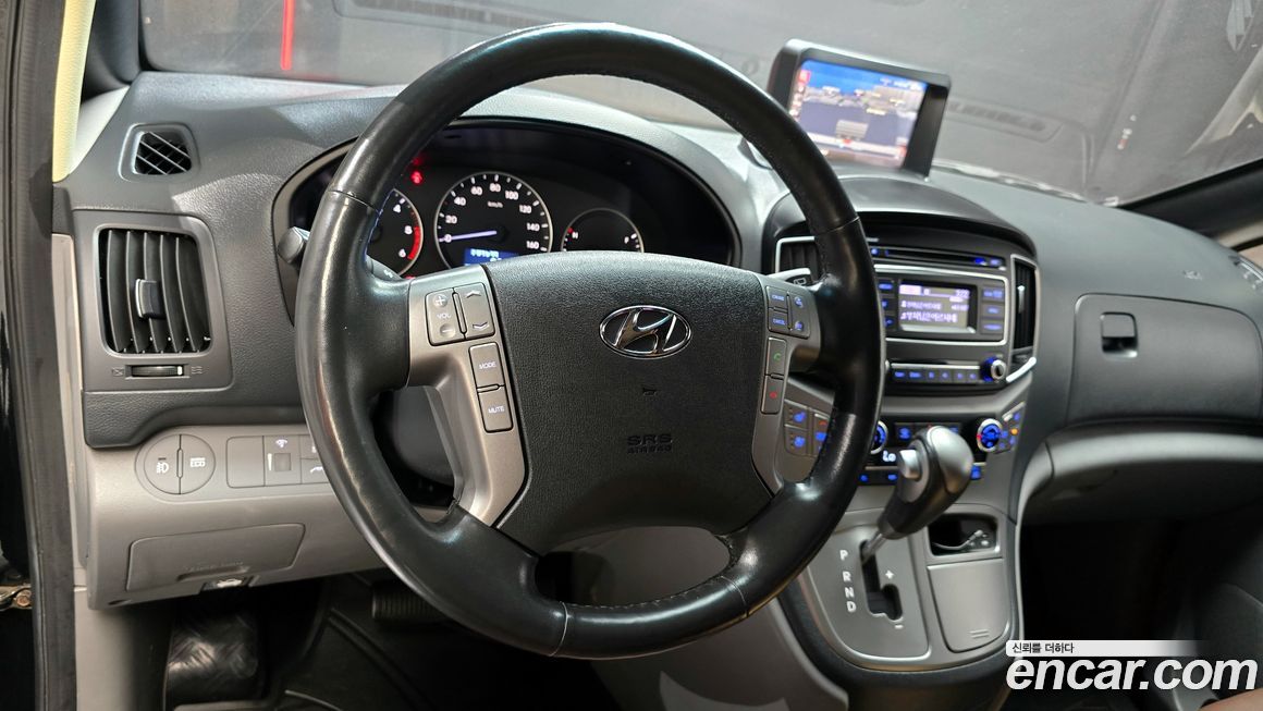 Hyundai Starex 2018