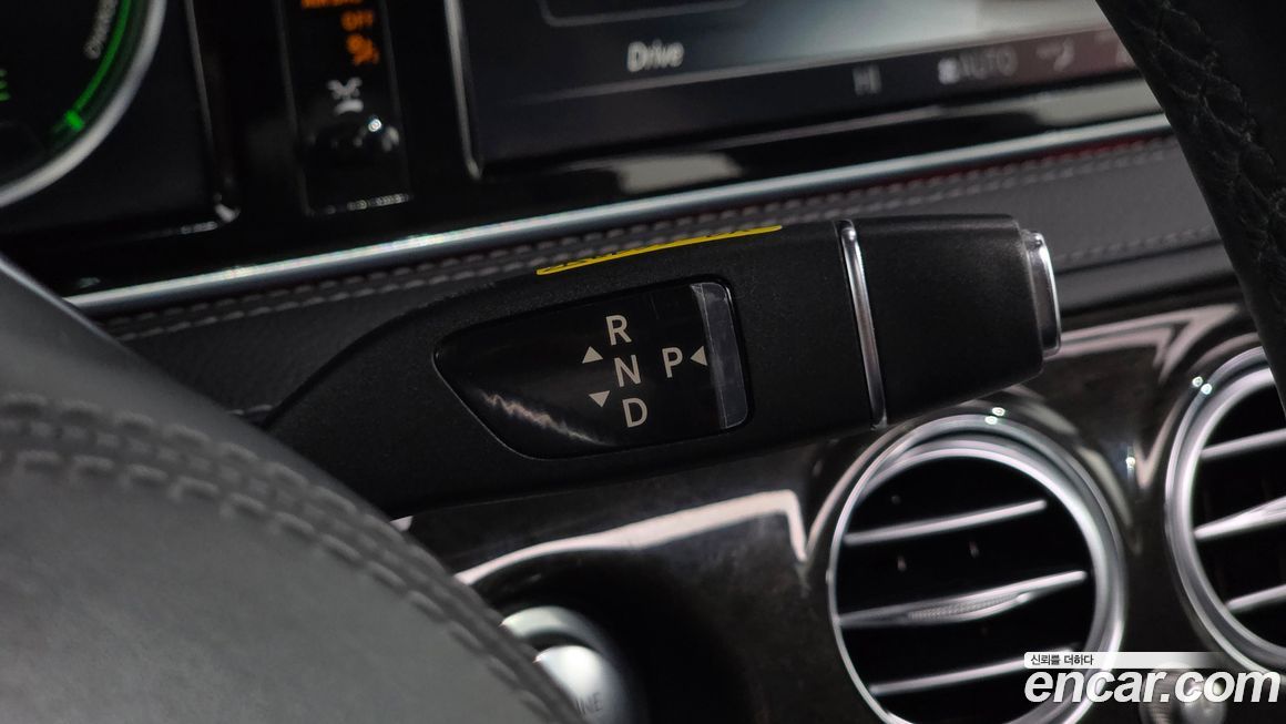 Mercedes-Benz S-Class 2015