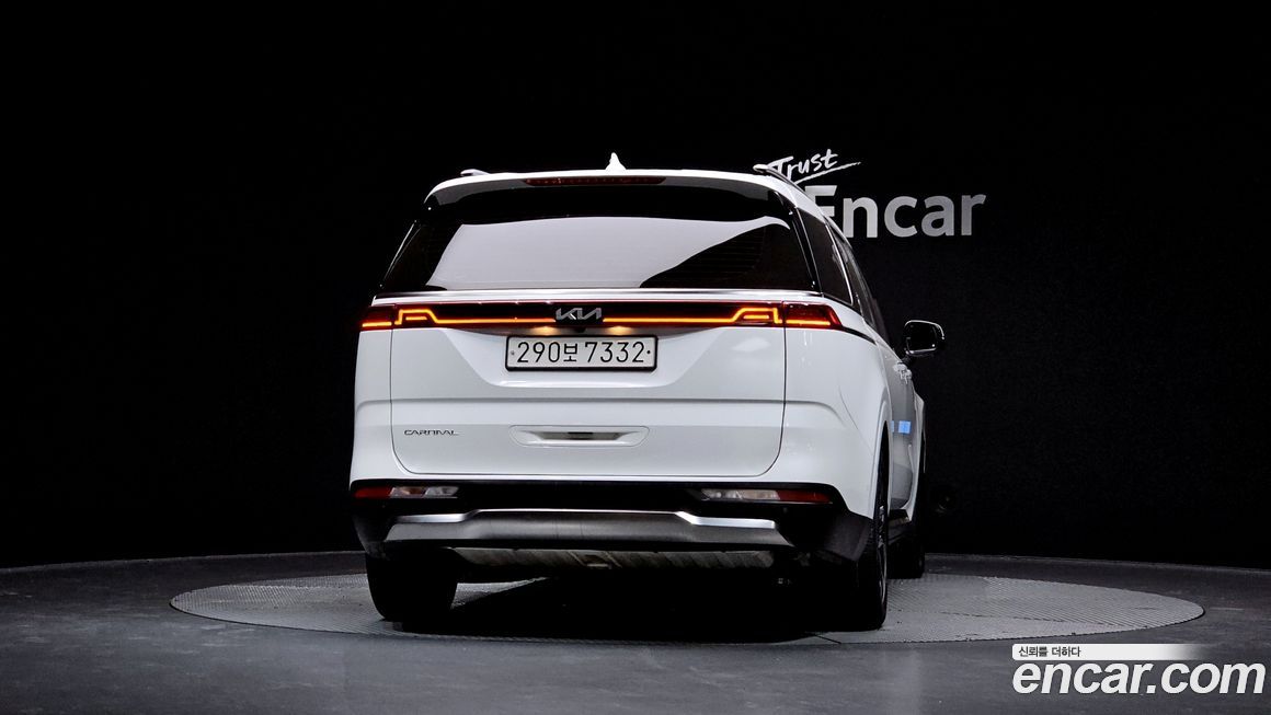 Kia Canival 2023