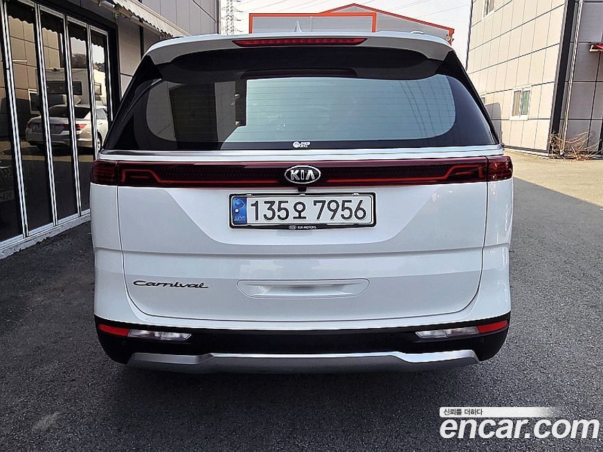 Kia Canival 2021