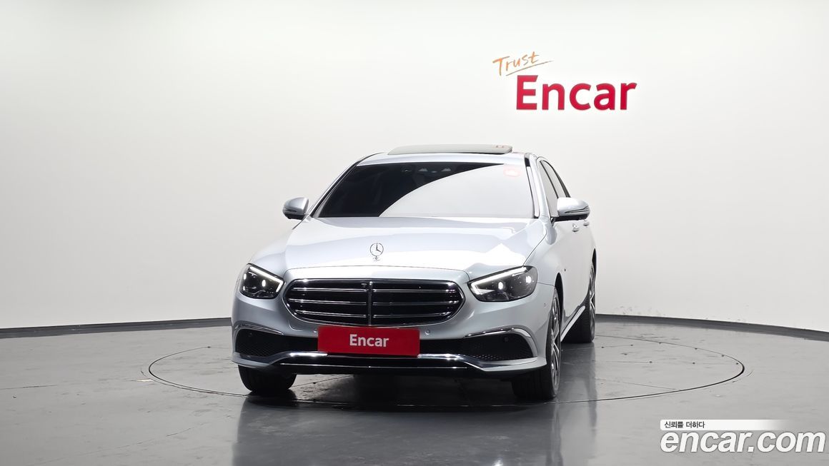 Mercedes-Benz E-Class 2021