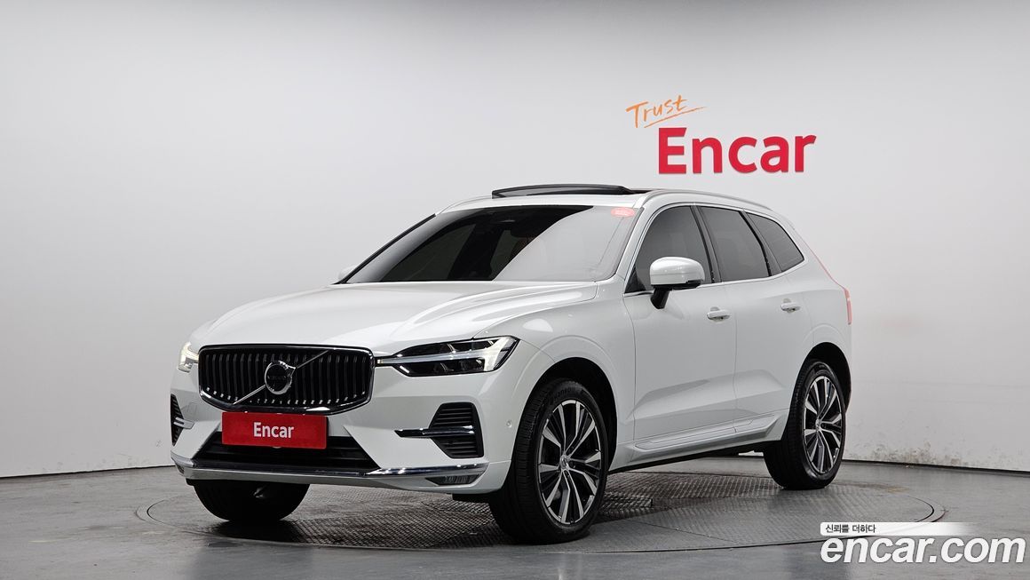 Volvo XC60 2022