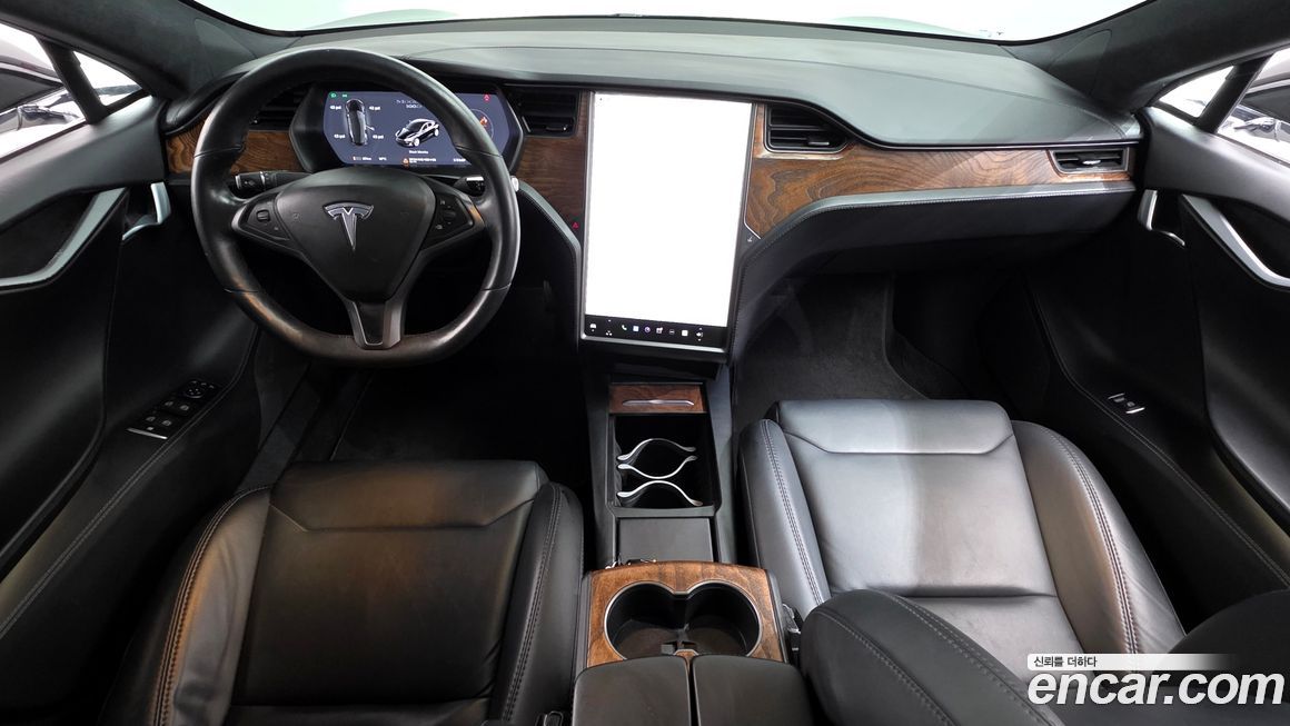 Tesla Model S 2019