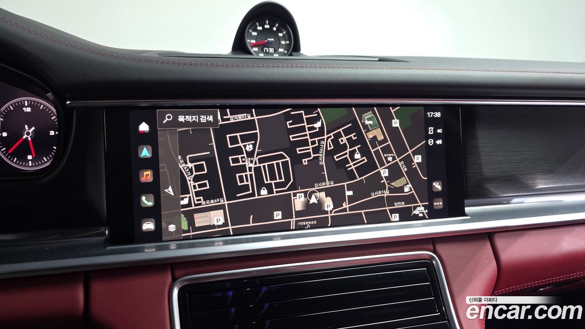 Porsche Panamera 2023