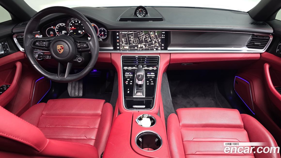 Porsche Panamera 2023