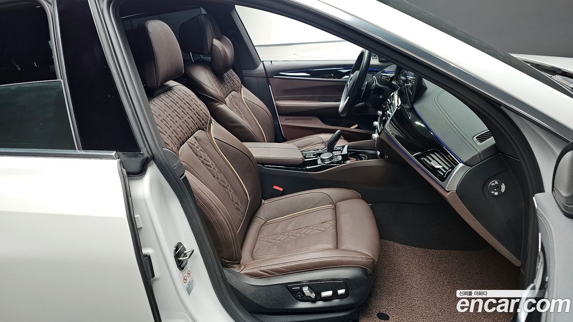 BMW Gran Turismo 2023