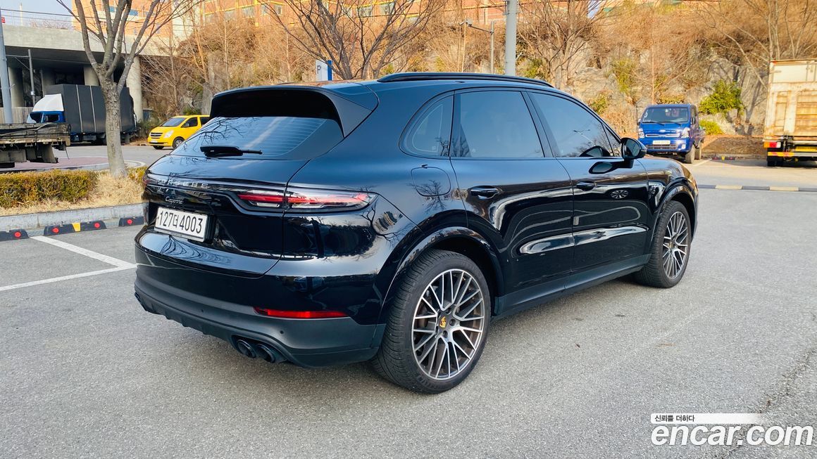 Porsche Cayenne 2020