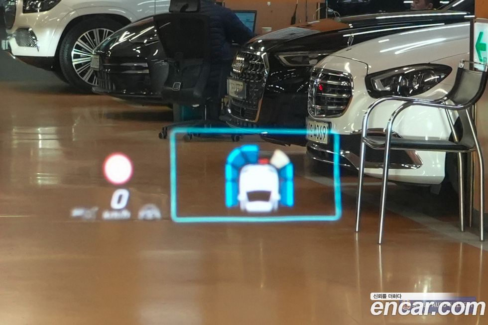 Mercedes-Benz S-Class 2021