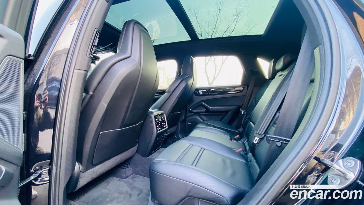 Porsche Cayenne 2020