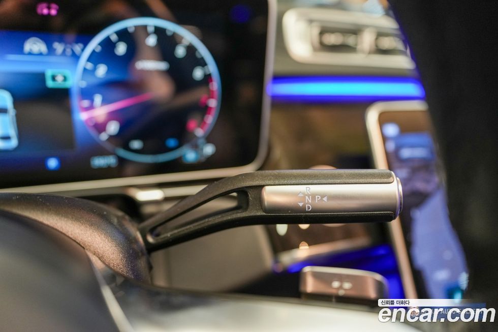 Mercedes-Benz S-Class 2021