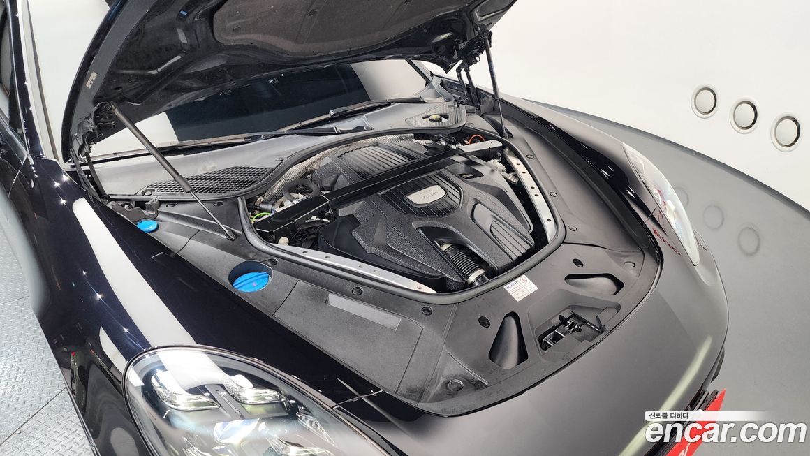 Porsche Panamera 2020