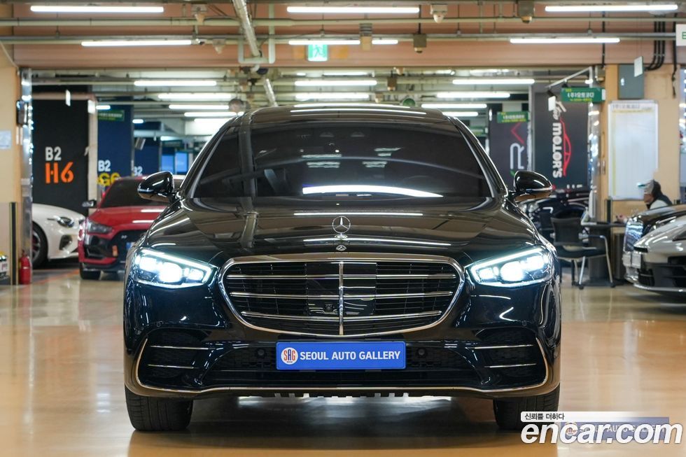 Mercedes-Benz S-Class 2021