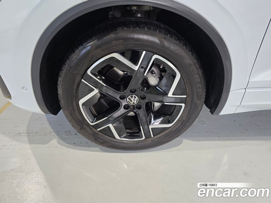 Volkswagen Touareg 2024