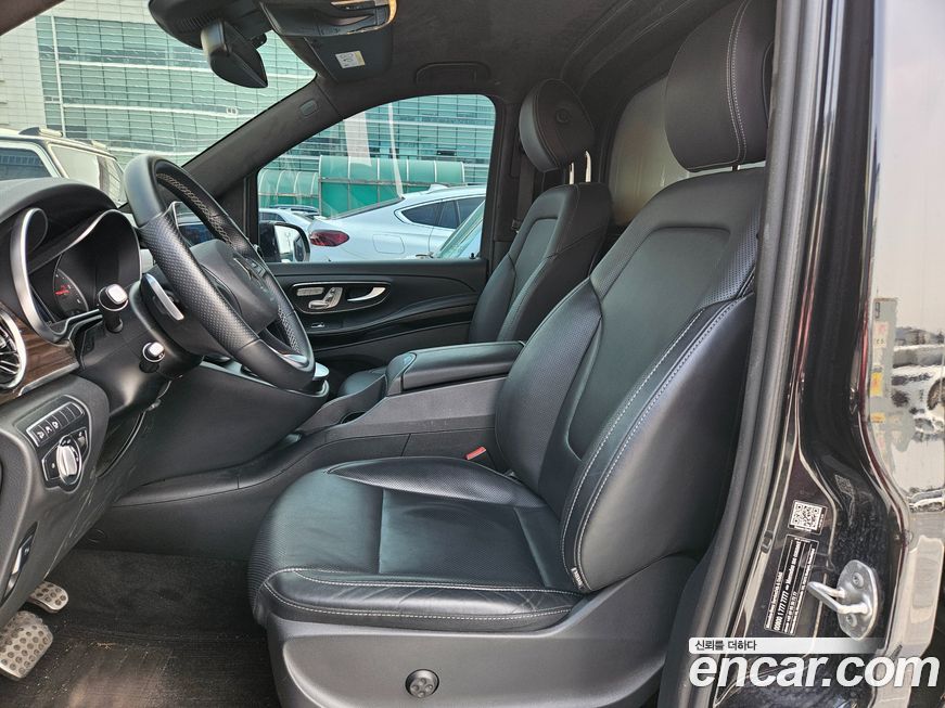 Mercedes-Benz V-Class 2022