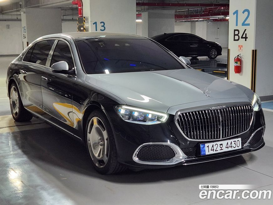 Mercedes-Benz S-Class 2024