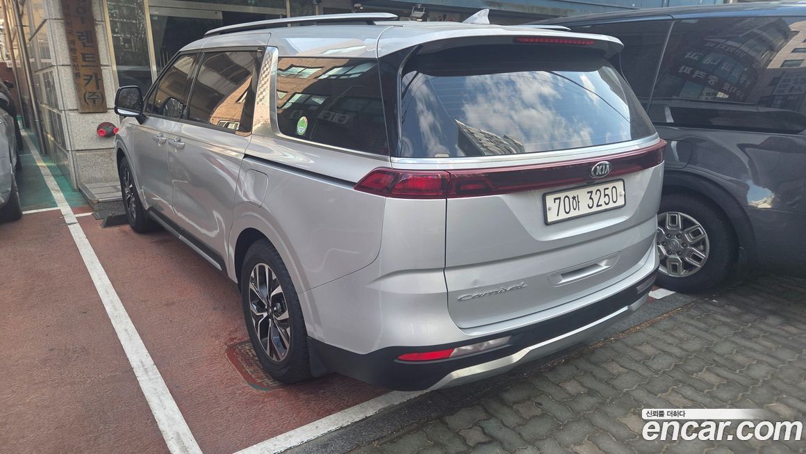 Kia Canival 2021