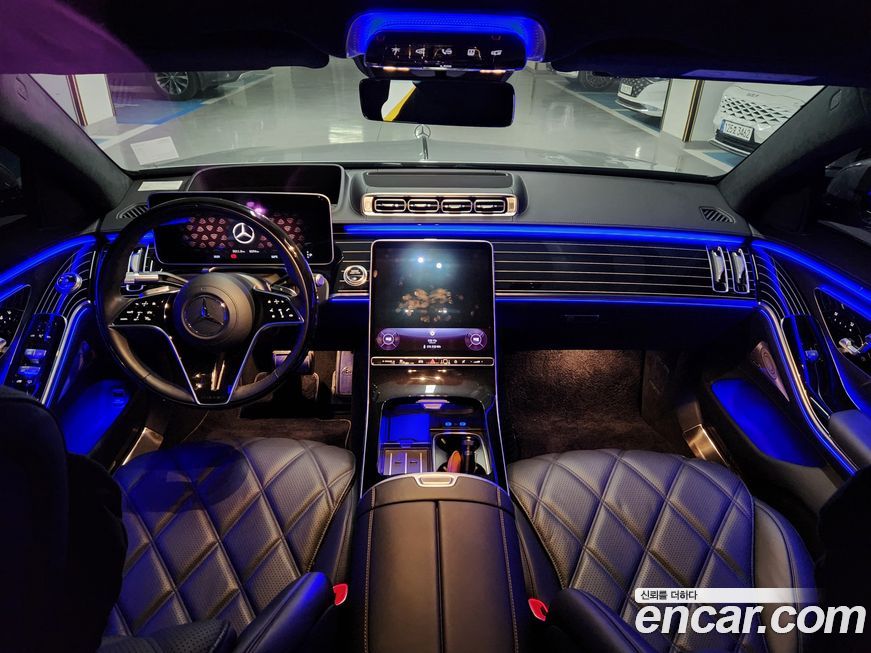 Mercedes-Benz S-Class 2024