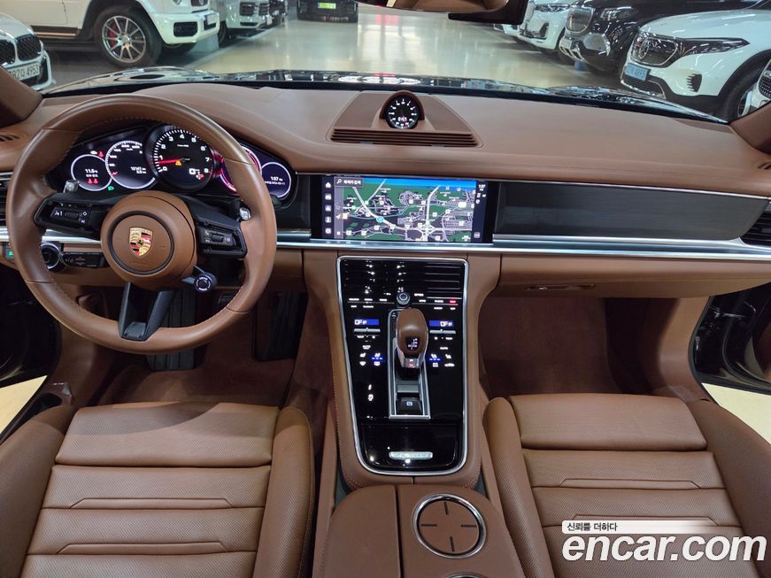 Porsche Panamera 2023
