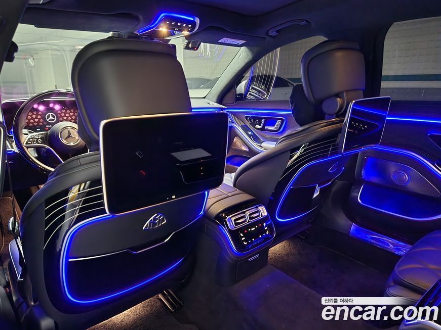 Mercedes-Benz S-Class 2024