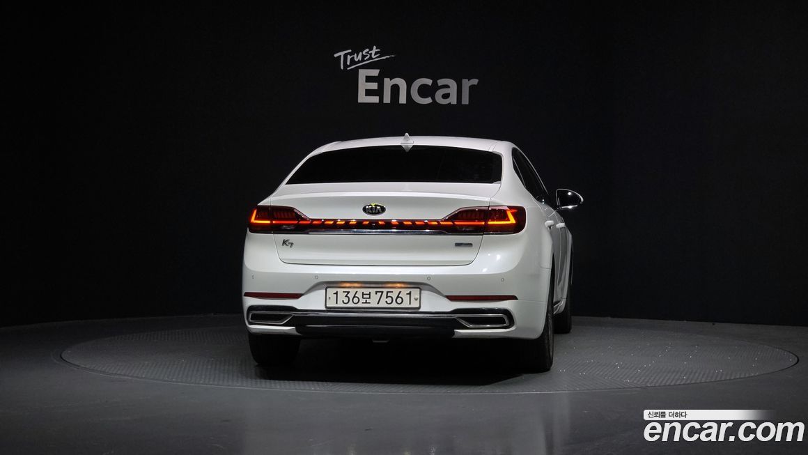 Kia K7 2021