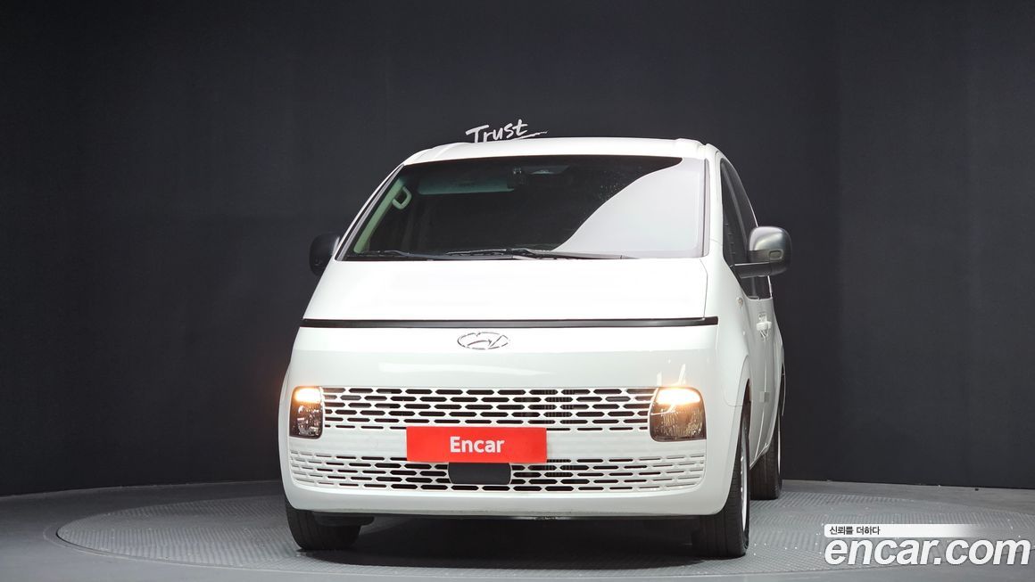 Hyundai Staria 2023