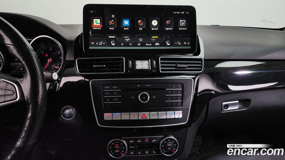 Mercedes-Benz GLE-Class 2016