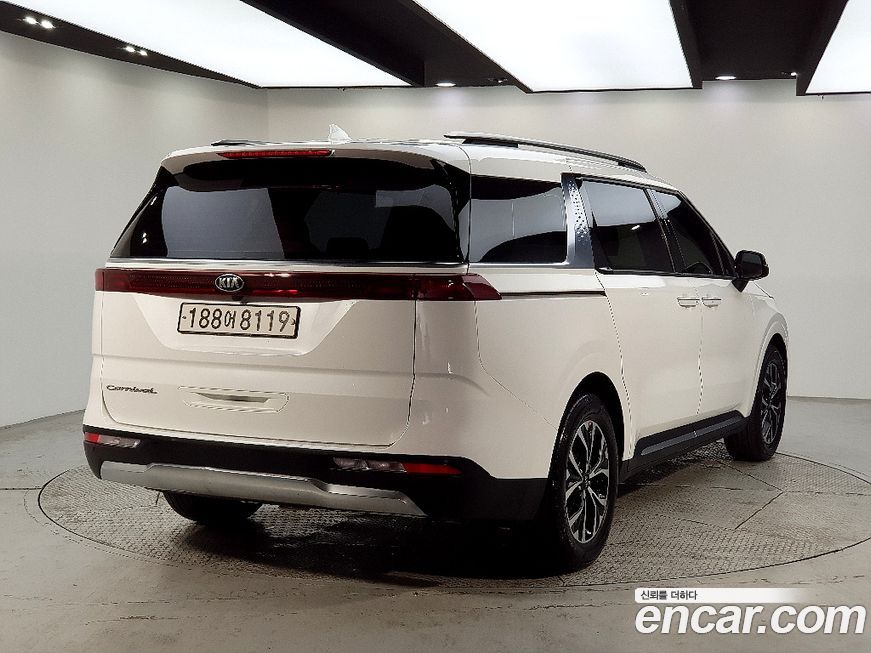 Kia Canival 2021