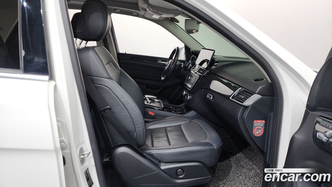 Mercedes-Benz GLE-Class 2016