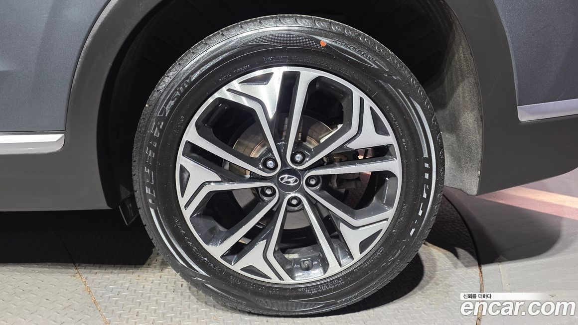 Hyundai Santafe 2020