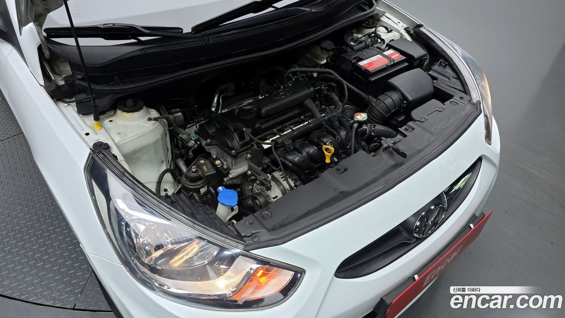 Hyundai Accent 2014