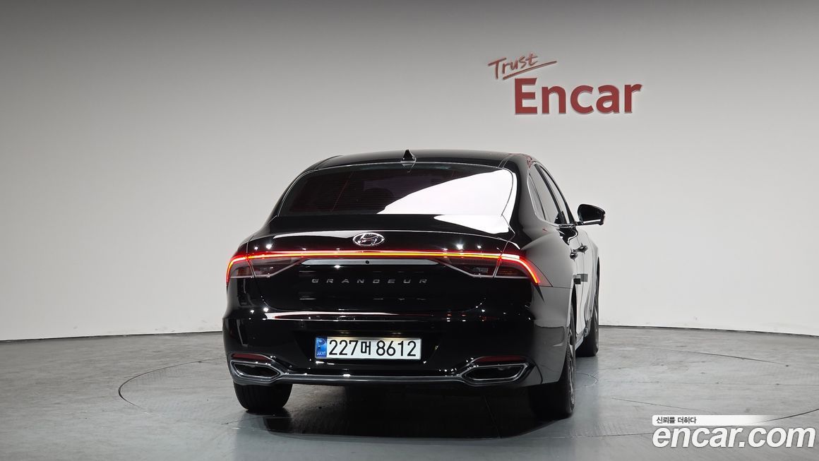 Hyundai Grandeur 2021