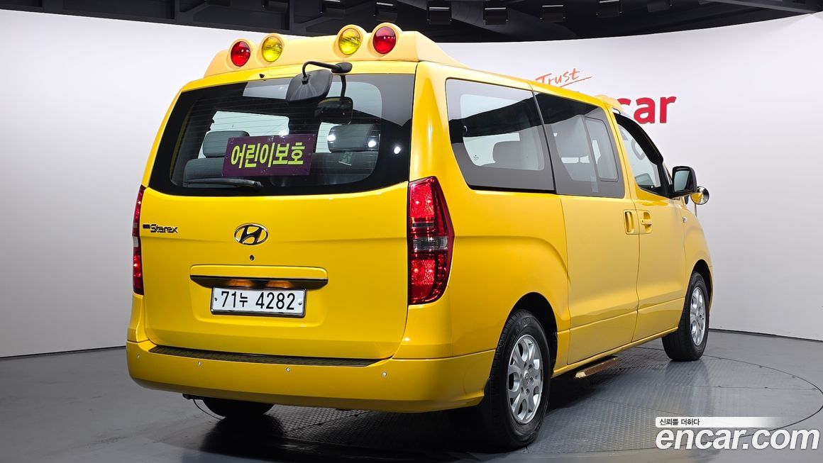Hyundai Starex 2015