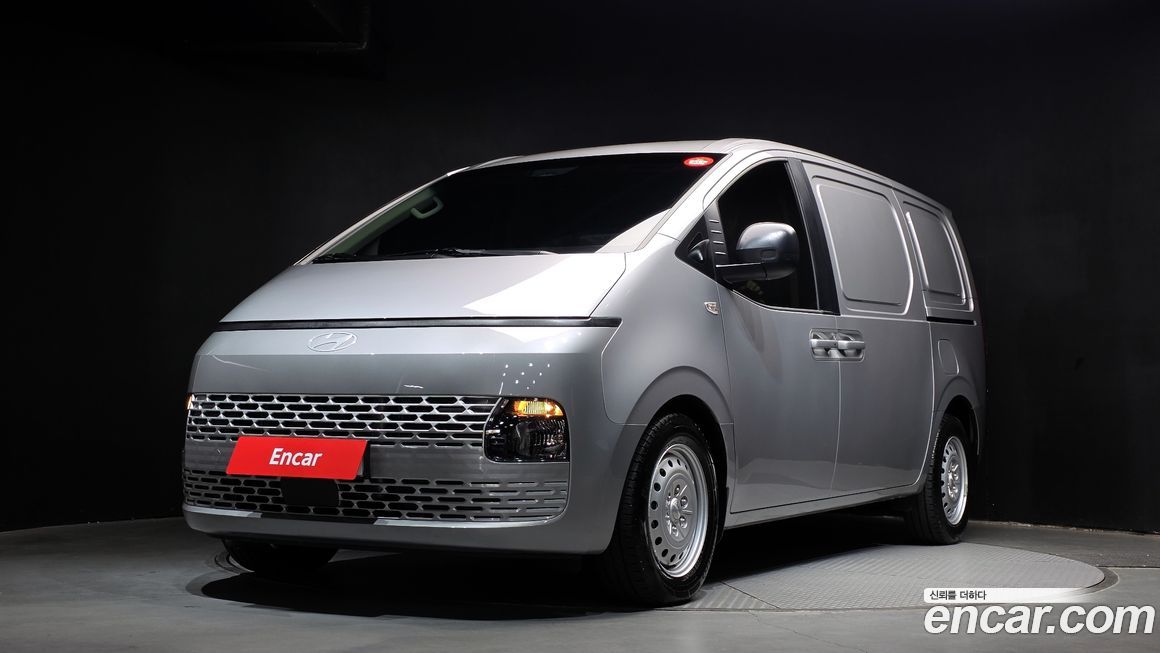 Hyundai Staria 2025
