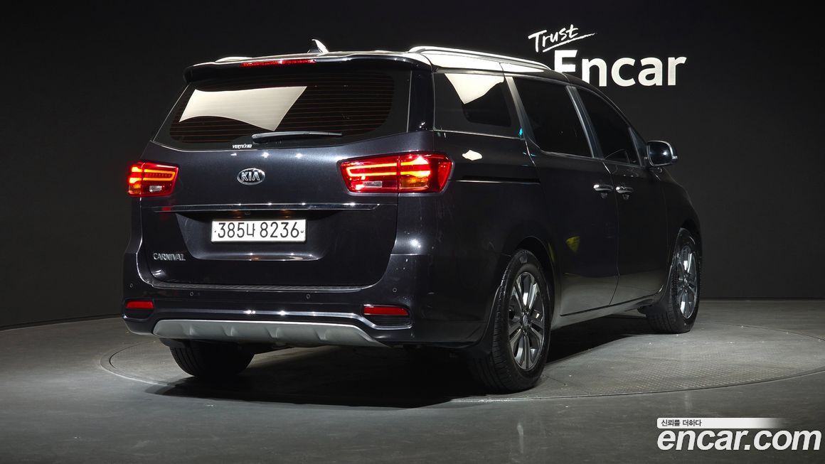 Kia Canival 2019