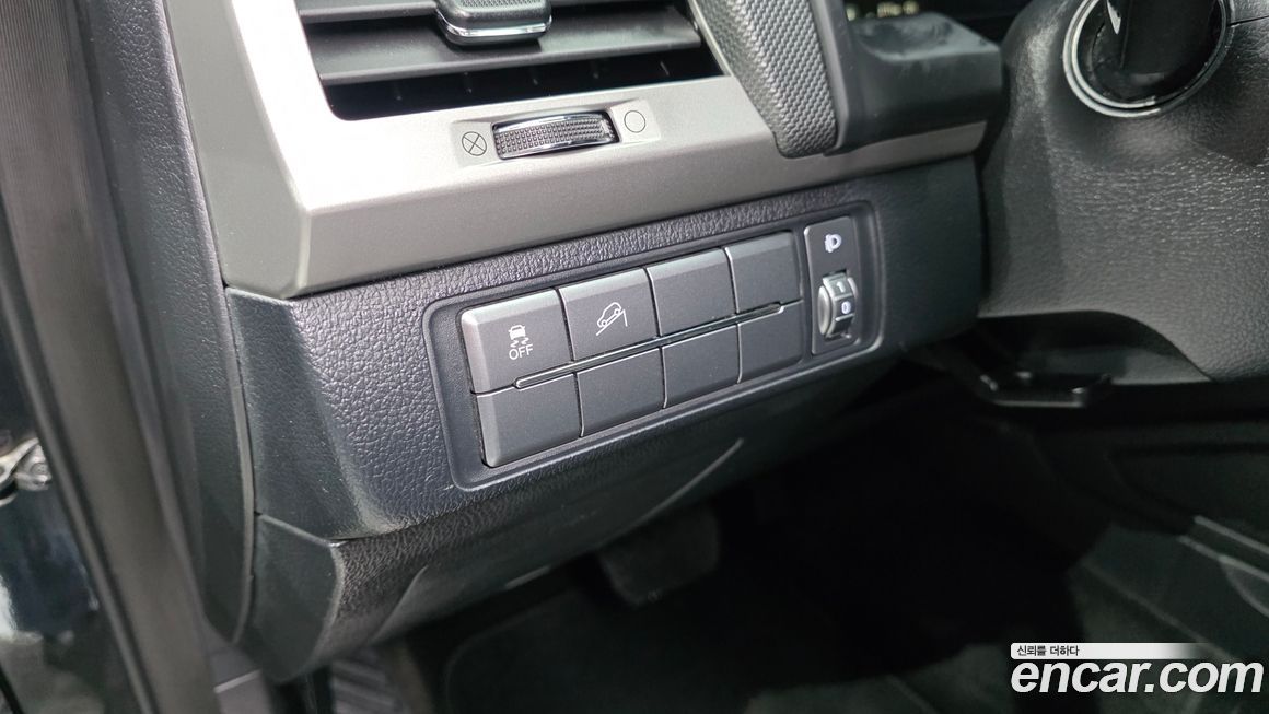 KG_Mobility_Ssangyong Rexton 2019