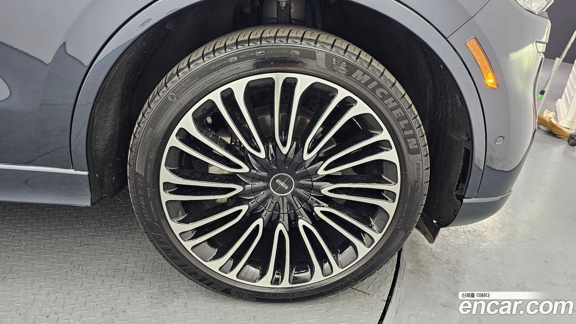 Lincoln Aviator 2021