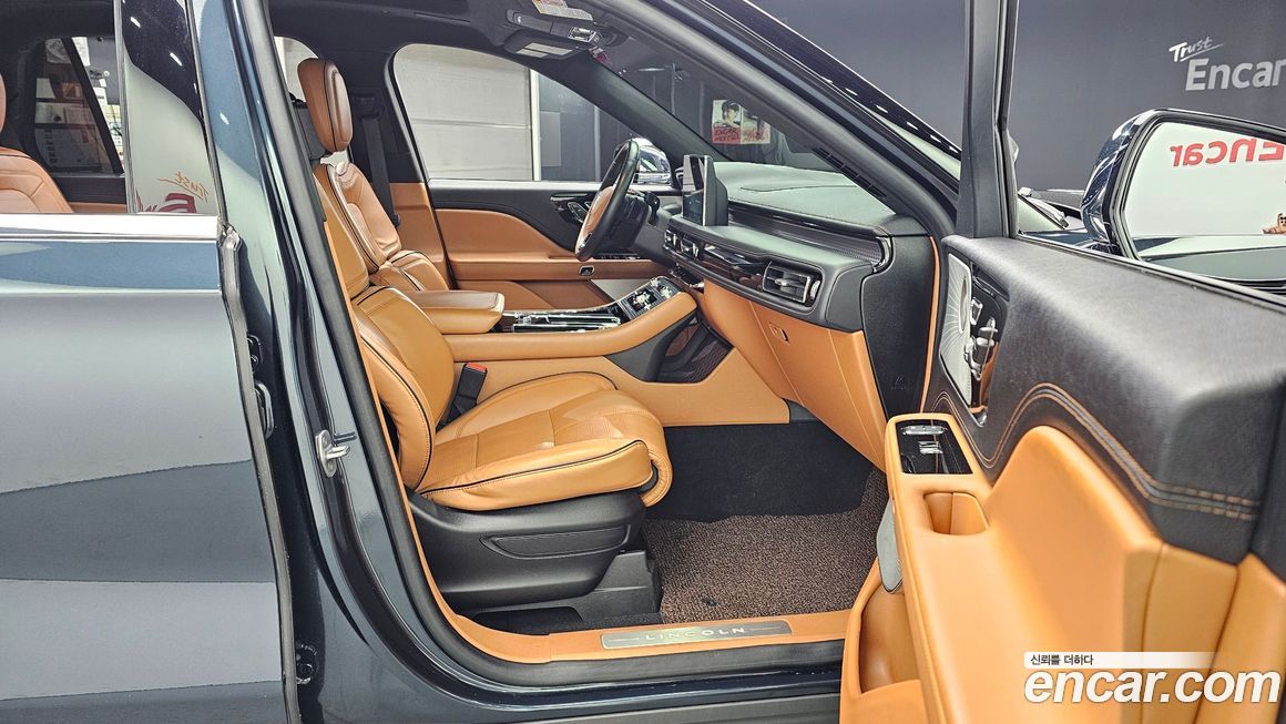 Lincoln Aviator 2021