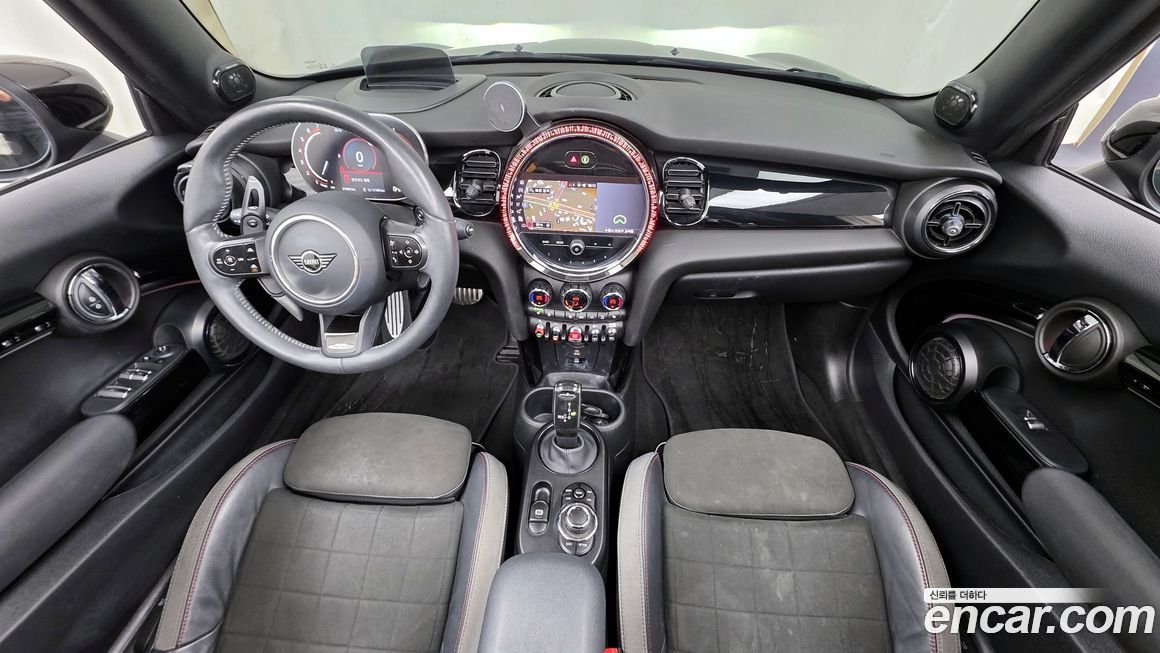 Mini Cooper Convertible 2024