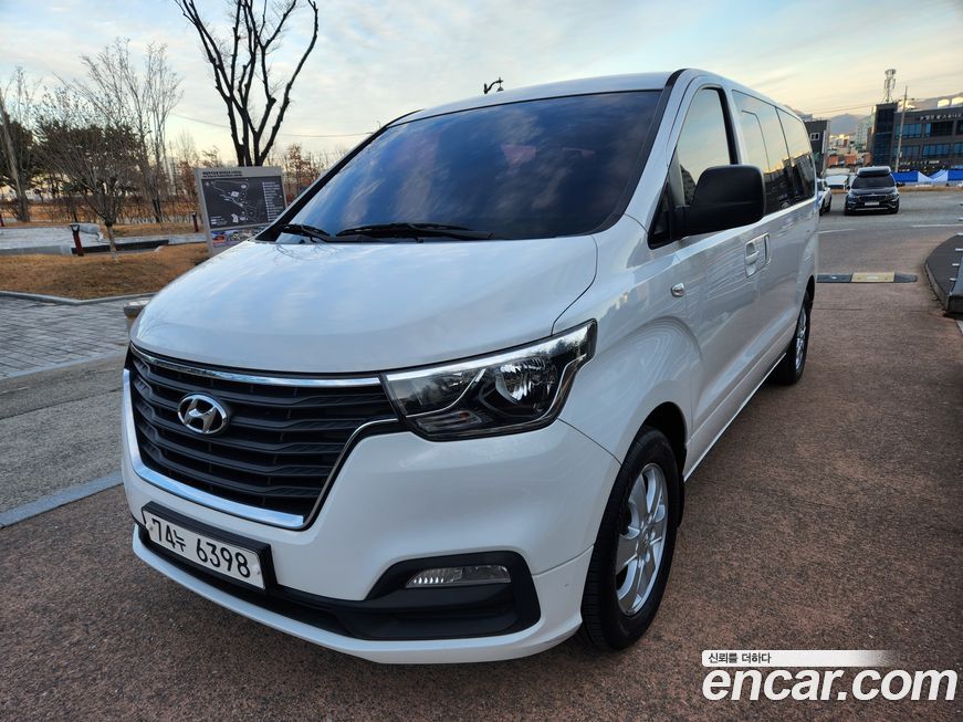 Hyundai Starex 2018