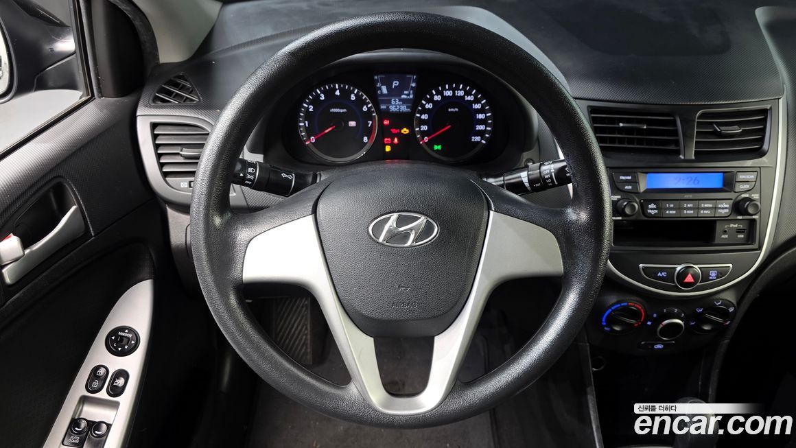 Hyundai Accent 2014