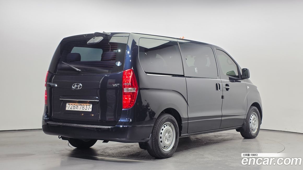 Hyundai Starex 2021