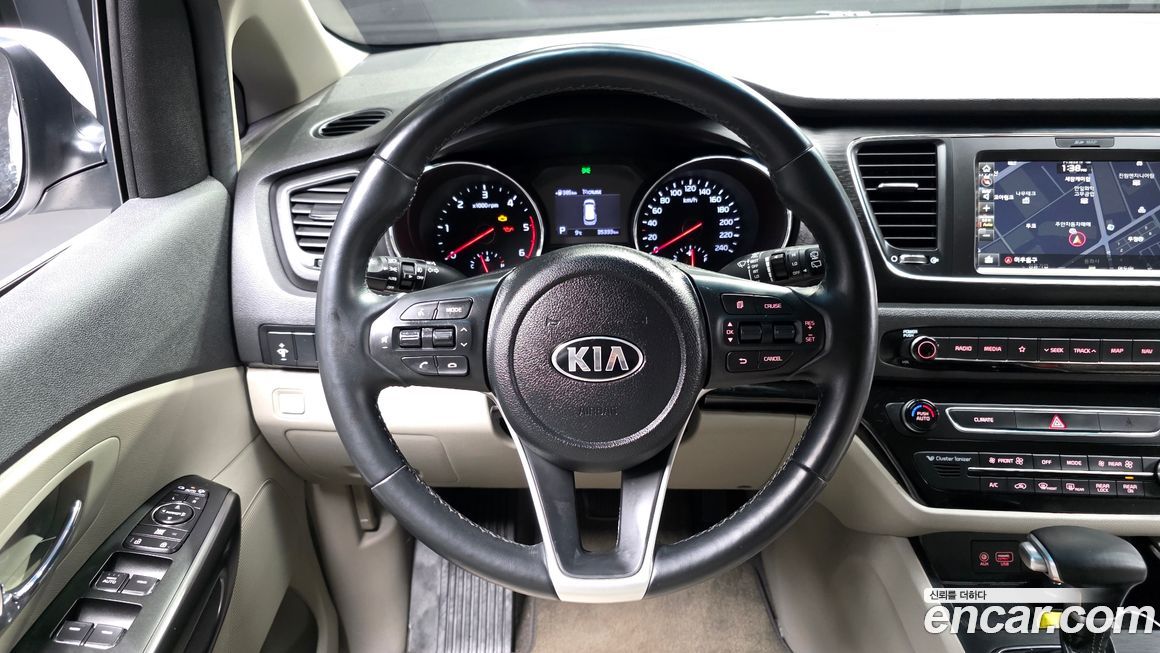 Kia Canival 2019