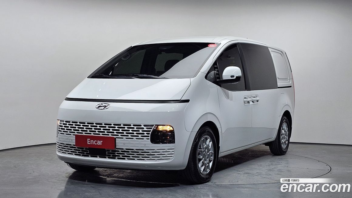 Hyundai Staria 2022