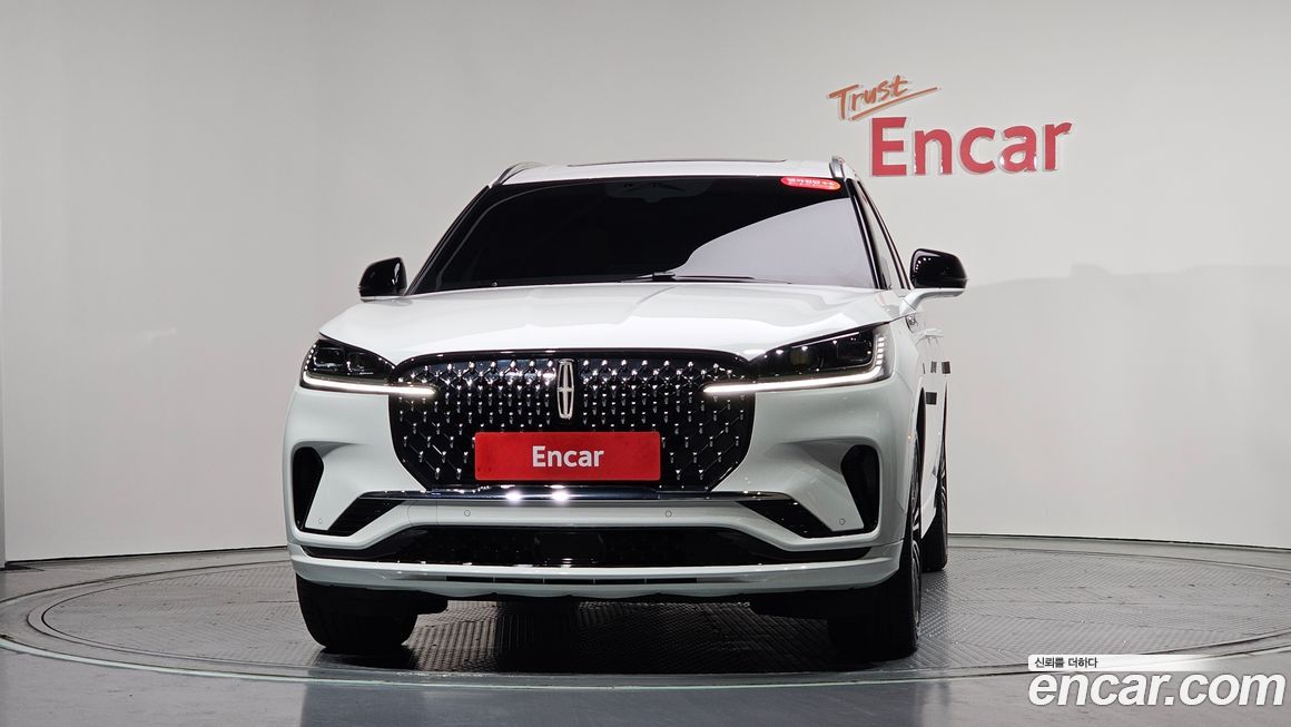 Lincoln Aviator 2025