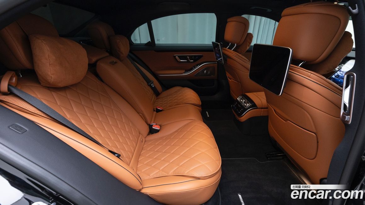 Mercedes-Benz S-Class 2025