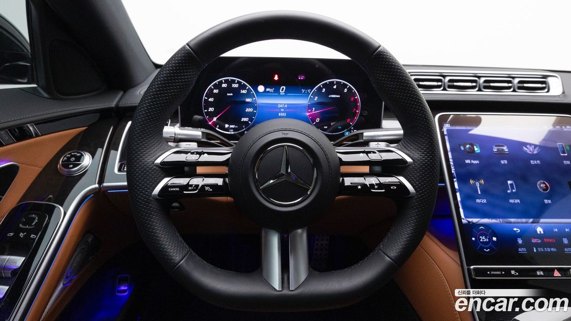 Mercedes-Benz S-Class 2025