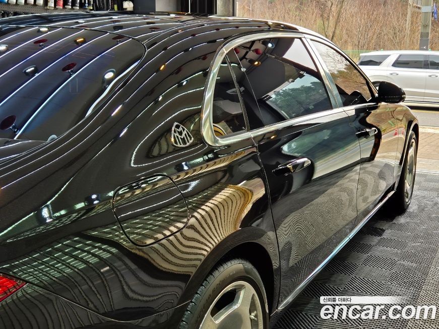 Mercedes-Benz S-Class 2022