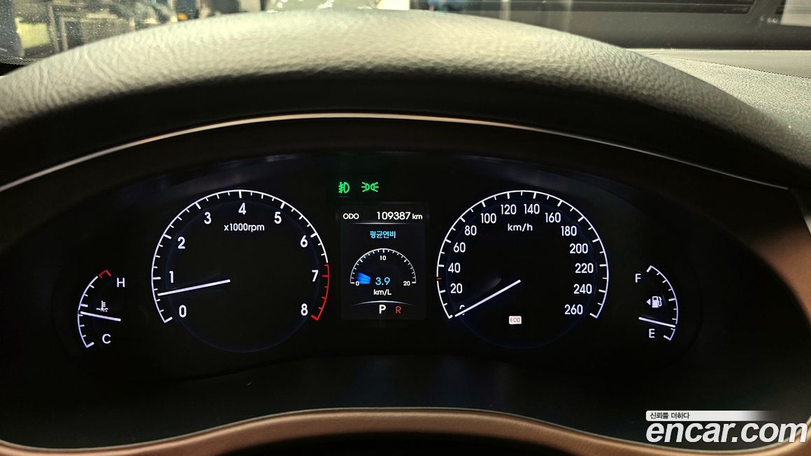 Hyundai Genesis 2013