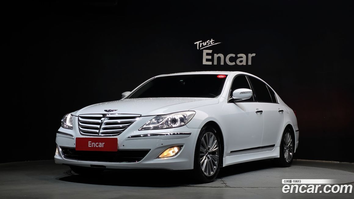 Hyundai Genesis 2013