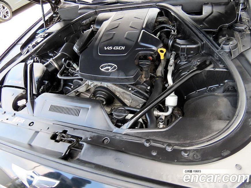 Hyundai Genesis 2015